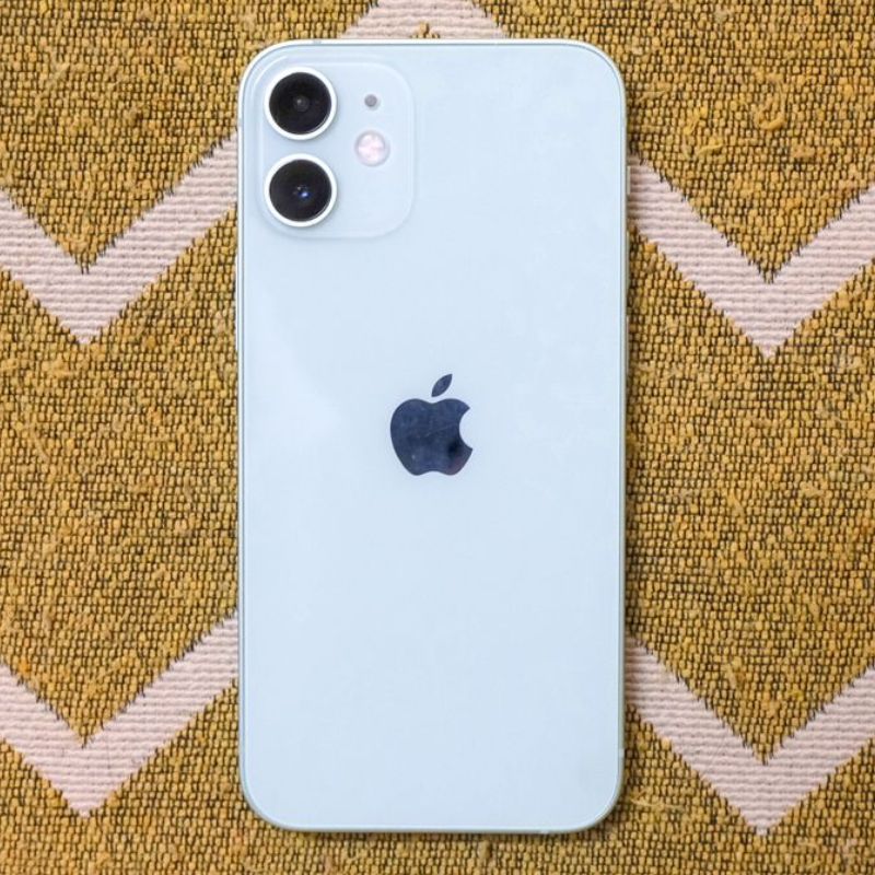 iPhone 12 vista frontal