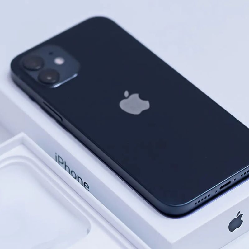 iPhone 13 vista frontal