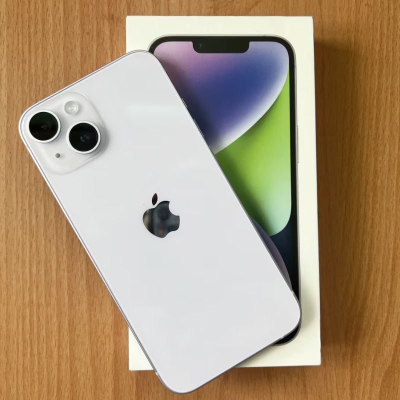 iPhone 14 detalle posterior