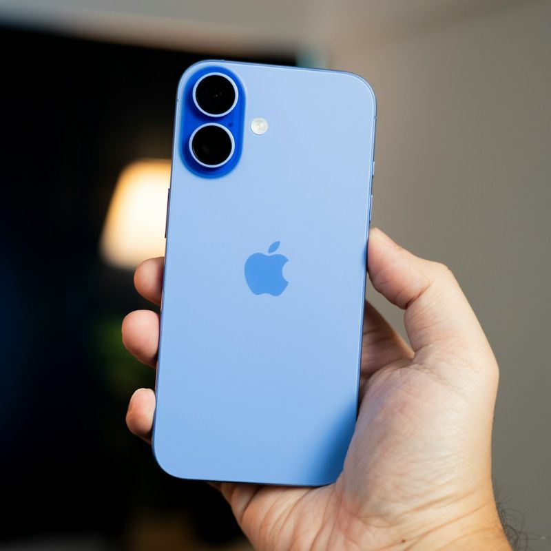 iPhone 16 detalle cámaras