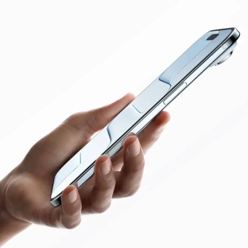 iPhone 17 Air en uso mostrando la pantalla